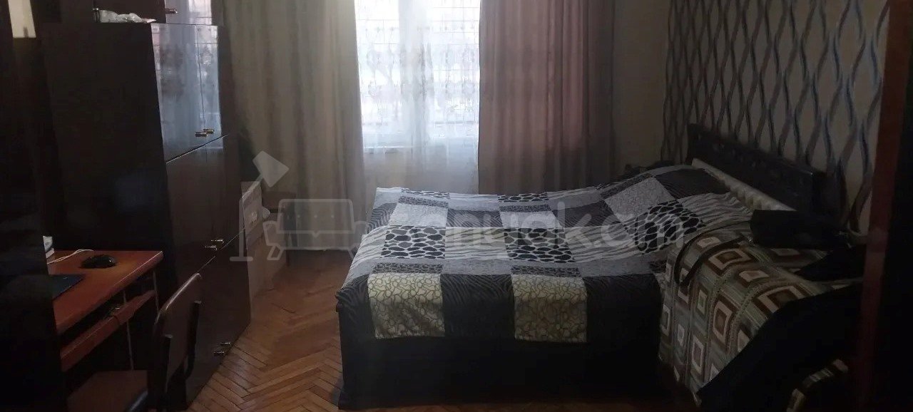 3 Սենյականոց Բնակարան, 75քմ, 2/4 հարկ, Նորմալ Վիճակում