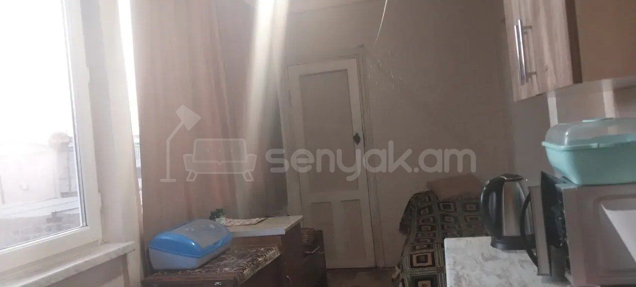 3 Սենյականոց Բնակարան, 75քմ, 2/4 հարկ, Նորմալ Վիճակում