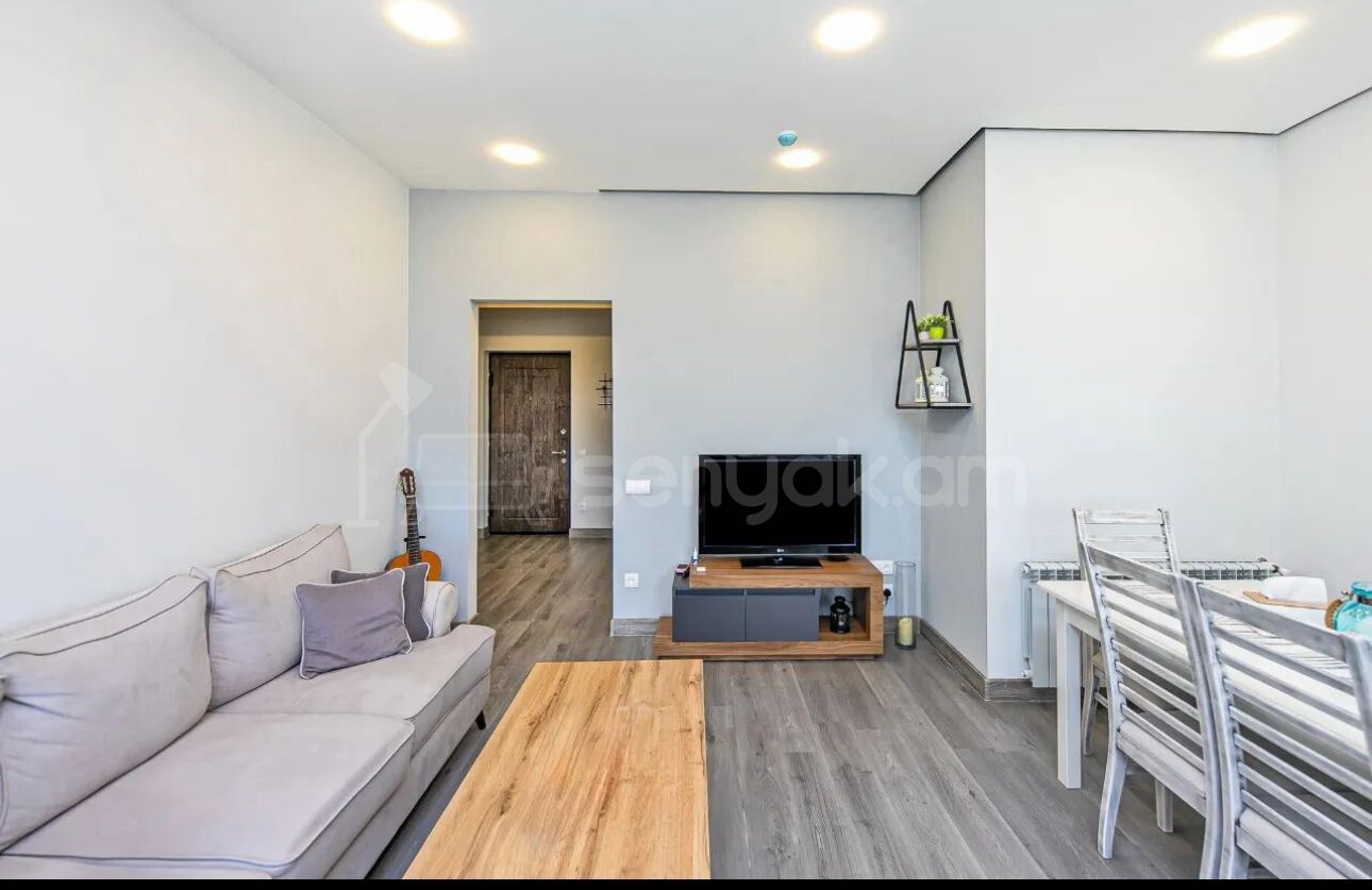 2 Սենյականոց Բնակարան Նորակառույցում, 55քմ, 6/12 հարկ, Կապիտալ Վերանորոգված