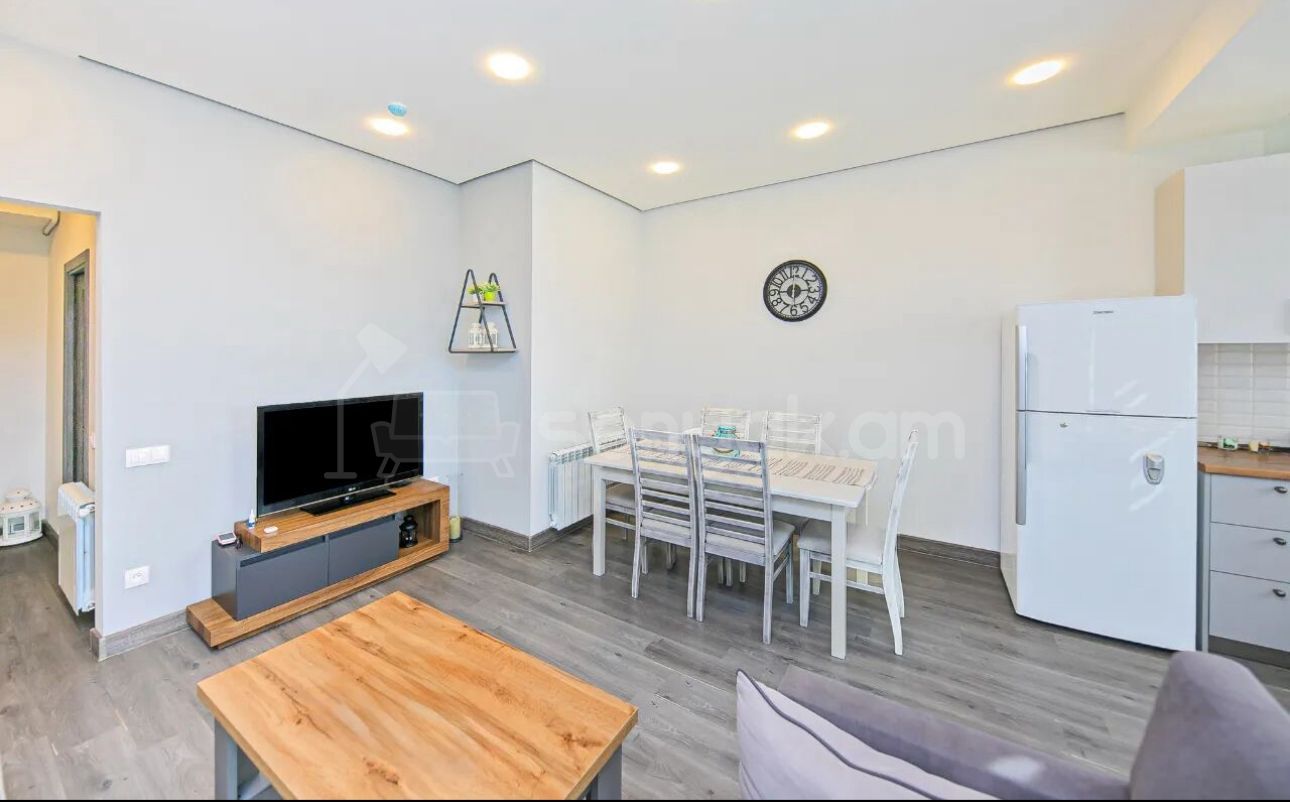 2 Սենյականոց Բնակարան Նորակառույցում, 55քմ, 6/12 հարկ, Կապիտալ Վերանորոգված