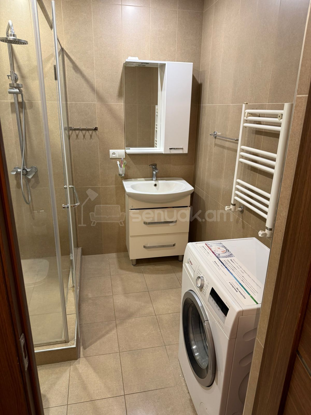 2 Սենյականոց Բնակարան Նորակառույցում, 60քմ, 9/12 հարկ, Կապիտալ Վերանորոգված