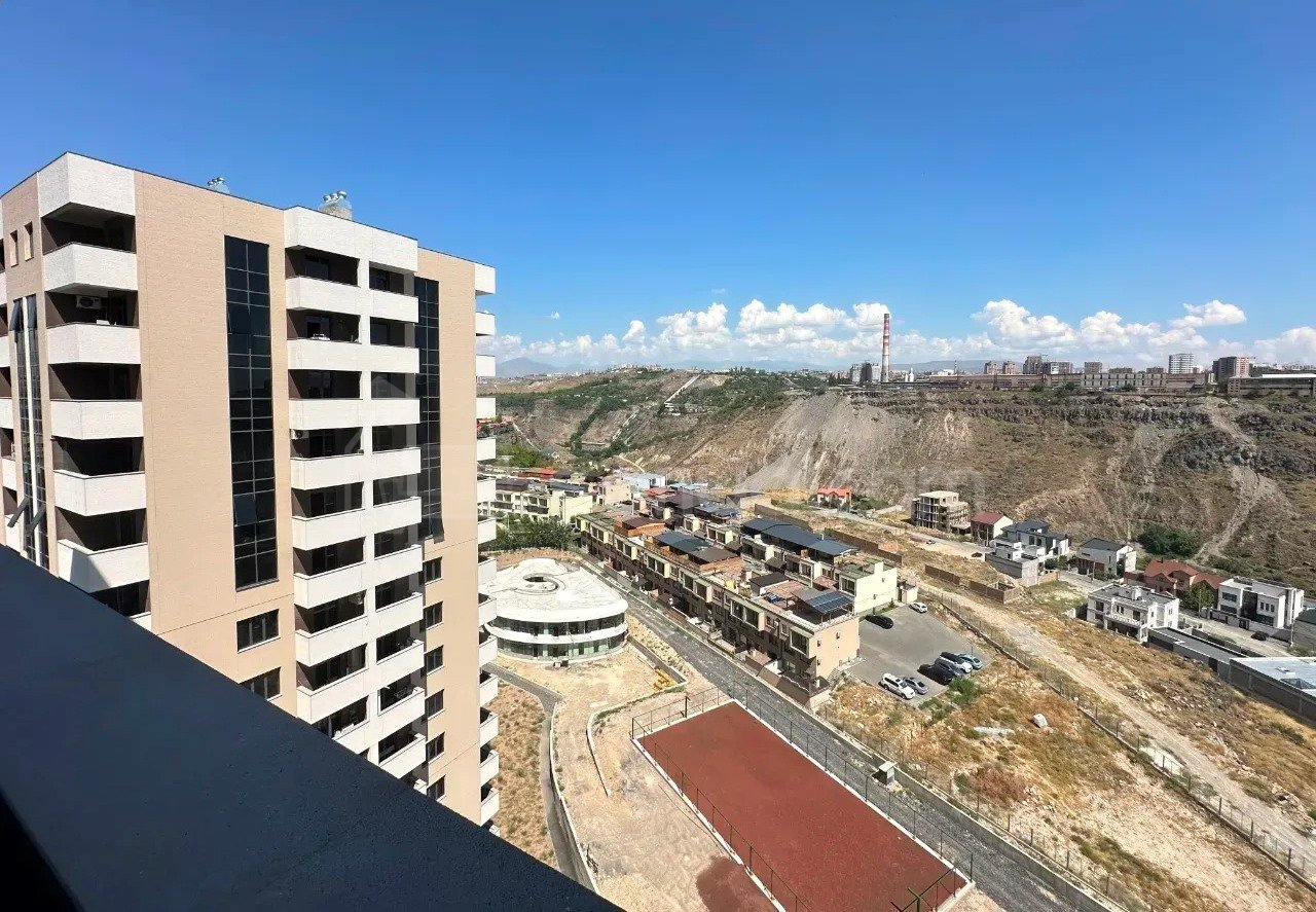 3 Սենյականոց Բնակարան Նորակառույցում, 75քմ, 16/18 հարկ, Կապիտալ Վերանորոգված