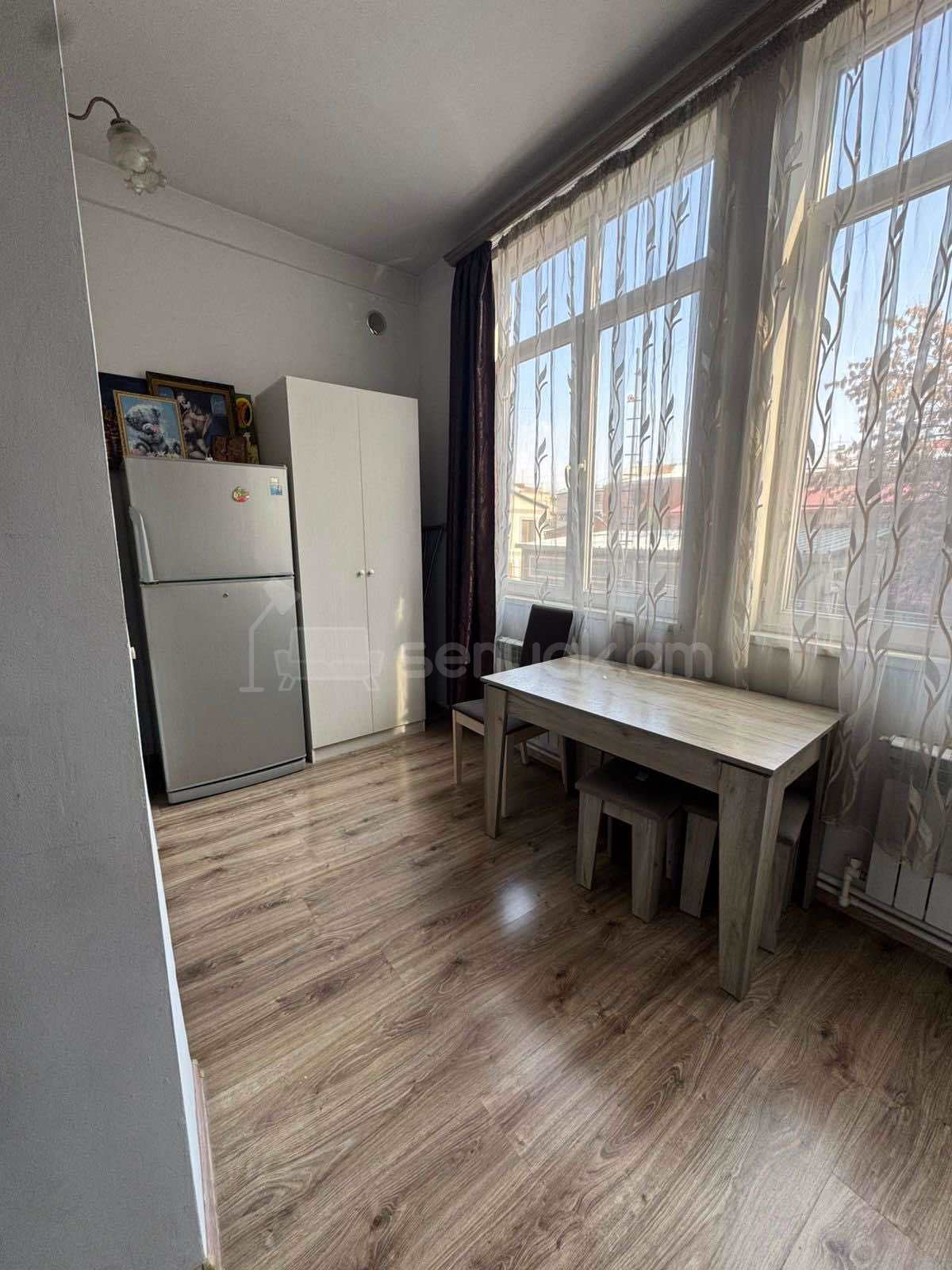 2 Սենյականոց Բնակարան Քարե Շենքում, 60քմ, 2/5 հարկ, Կապիտալ Վերանորոգված, Կահավորված, Արևկող