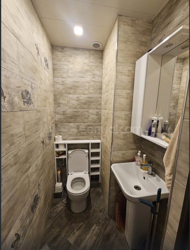 3 Սենյականոց Բնակարան, 77քմ, 2/12 հարկ, Կապիտալ Վերանորոգված