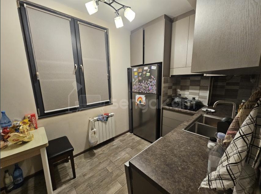 3 Սենյականոց Բնակարան, 77քմ, 2/12 հարկ, Կապիտալ Վերանորոգված