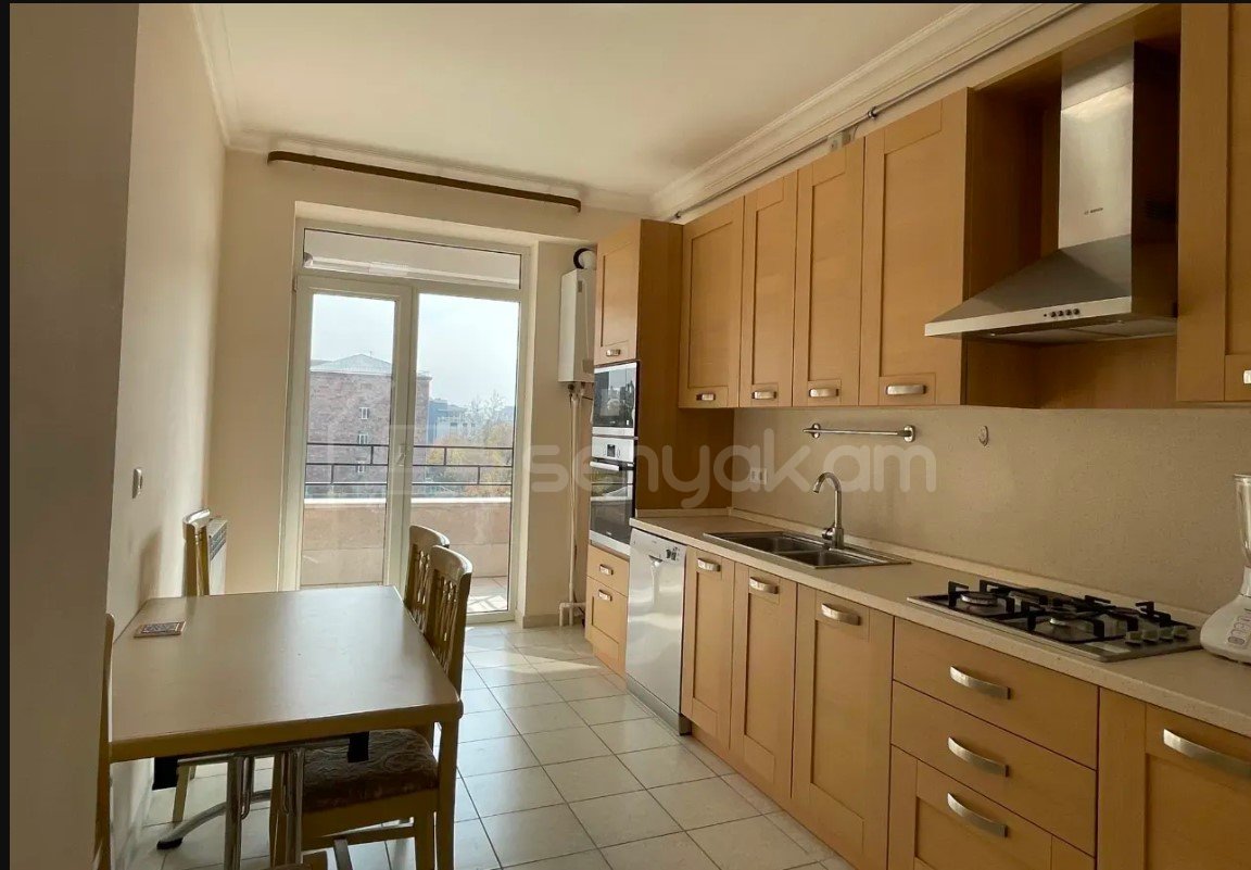 2 Սենյականոց Բնակարան Նորակառույցում, 85քմ, 3/13 հարկ, Կապիտալ Վերանորոգված