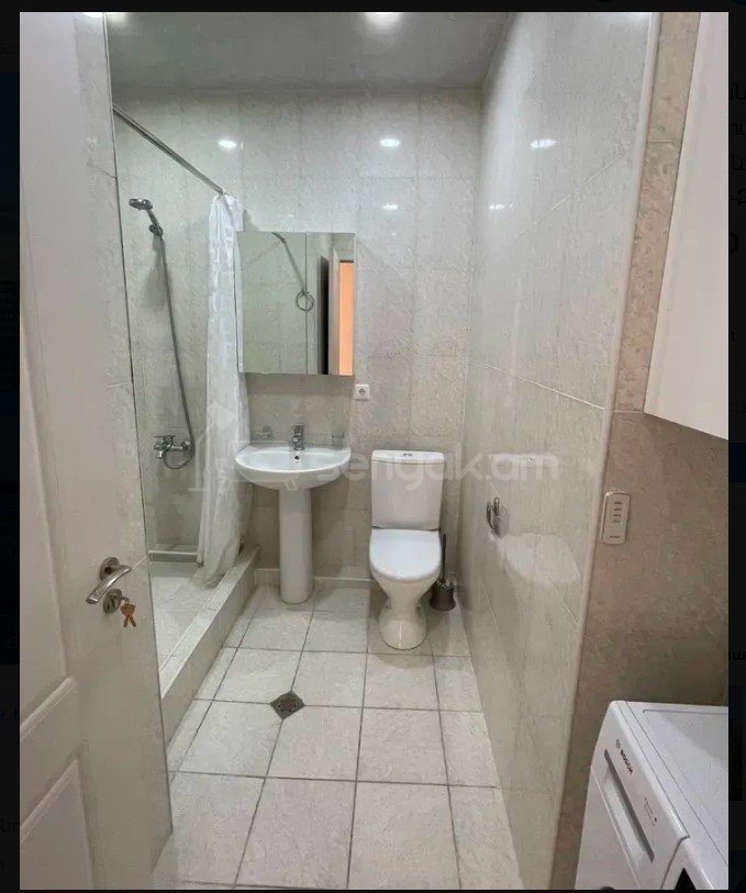 2 Սենյականոց Բնակարան Նորակառույցում, 85քմ, 3/13 հարկ, Կապիտալ Վերանորոգված