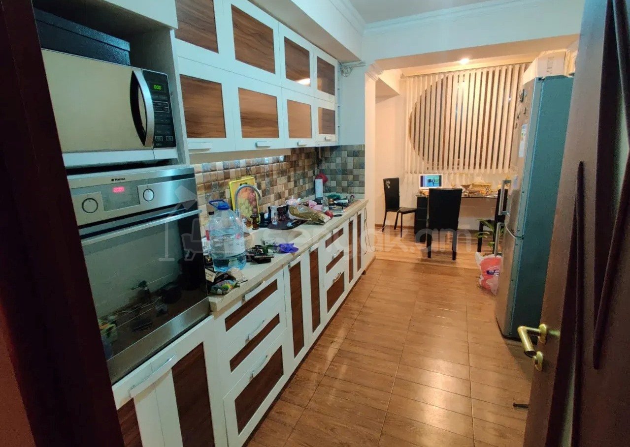 3 Սենյականոց Բնակարան, 95քմ, 14/16 հարկ, Կապիտալ Վերանորոգված