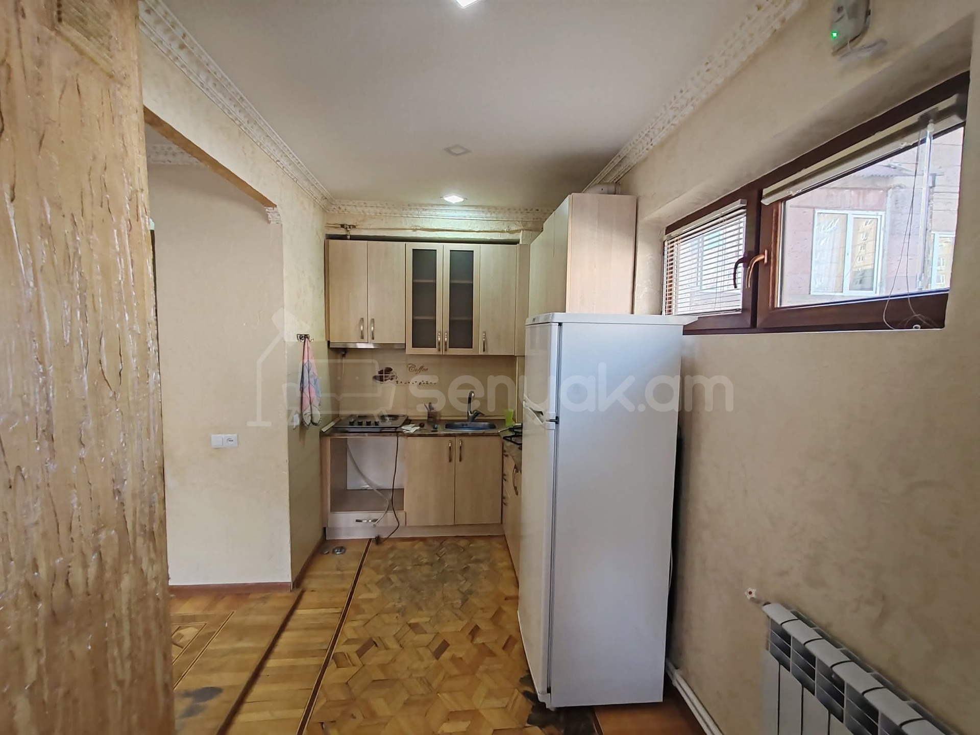 3 Սենյականոց Բնակարան, 70քմ, 7/10 հարկ, Նորմալ Վիճակում, Կահավորված