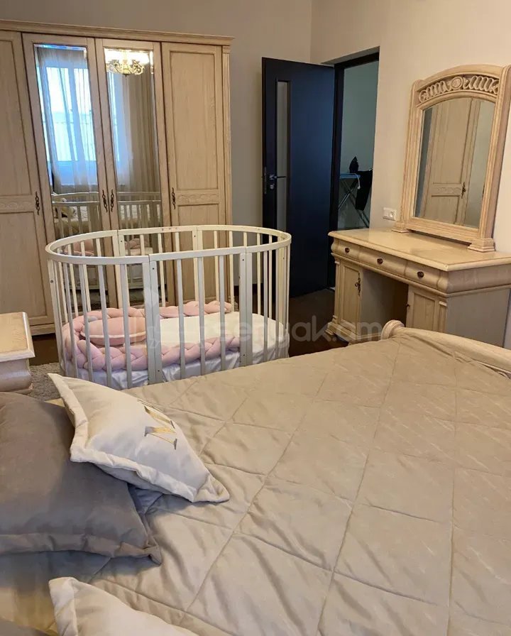 4 Սենյականոց Սեփական Տուն, 420քմ, Կապիտալ Վերանորոգված