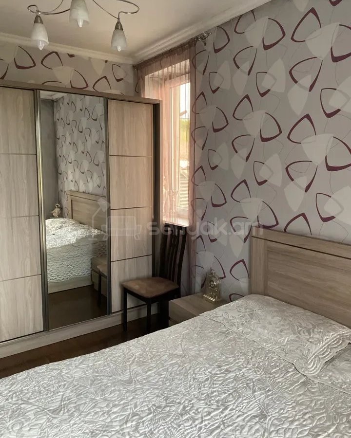 4 Սենյականոց Սեփական Տուն, 420քմ, Կապիտալ Վերանորոգված