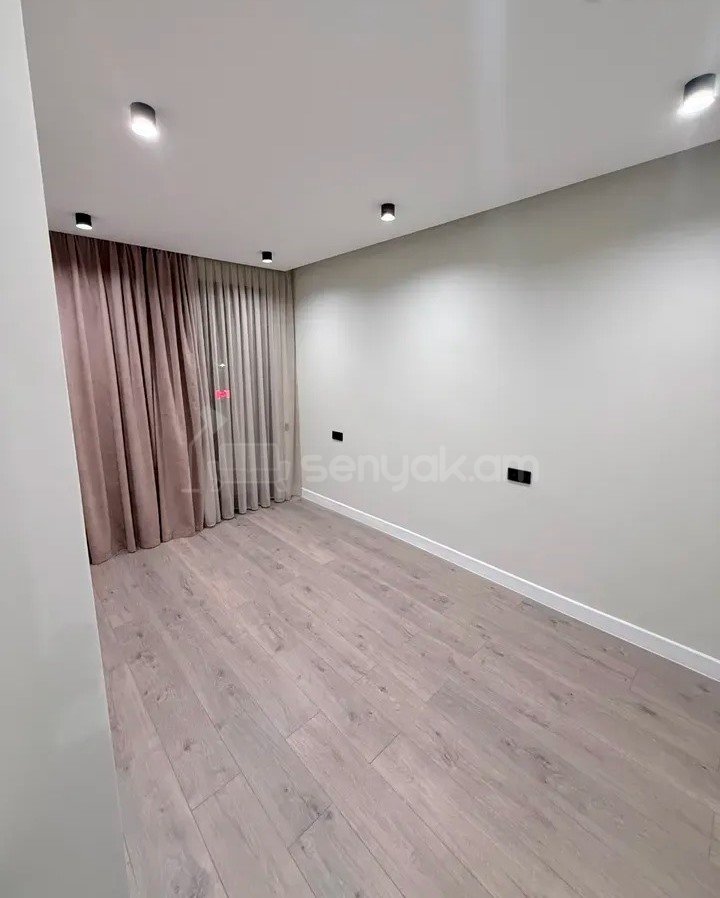 2 Սենյականոց Բնակարան, 42քմ, 6/11 հարկ, Դիզայներական Վերանորոգված