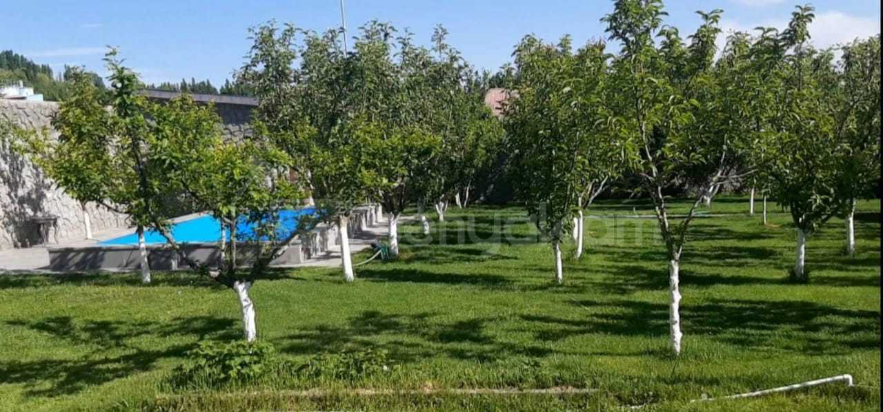 6 Սենյականոց Ամառանոց, 200քմ, Կահավորված, Լողավազանով, Ավտոտնակով