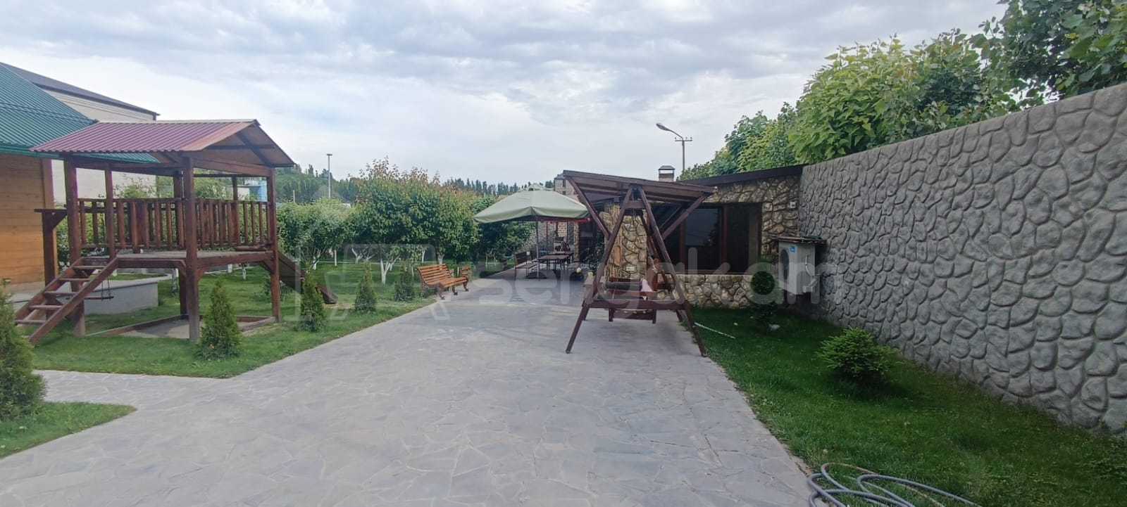 6 Սենյականոց Ամառանոց, 200քմ, Կահավորված, Լողավազանով, Ավտոտնակով