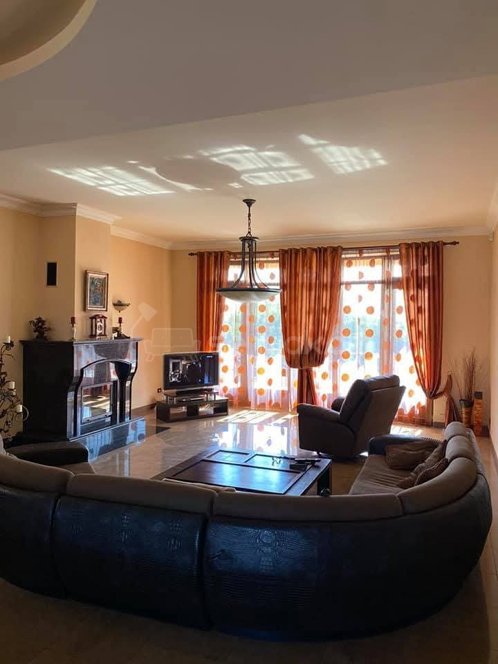 6 Սենյականոց Շքեղ Առանձնատուն, 300քմ, Կահավորված, Լողավազանով, Ավտոտնակով