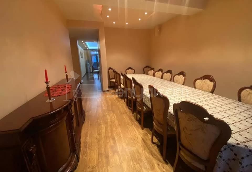 6 Սենյականոց Շքեղ Առանձնատուն, 300քմ, Կահավորված, Լողավազանով, Ավտոտնակով