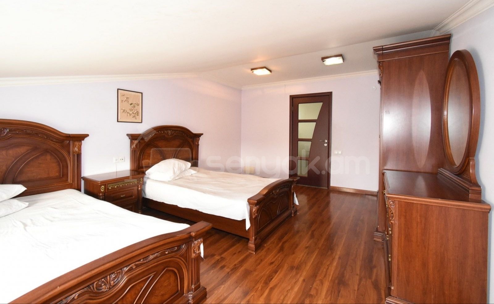 5 Սենյականոց Շքեղ Առանձնատուն, 200քմ, Կահավորված, Լողավազանով, Ավտոտնակով