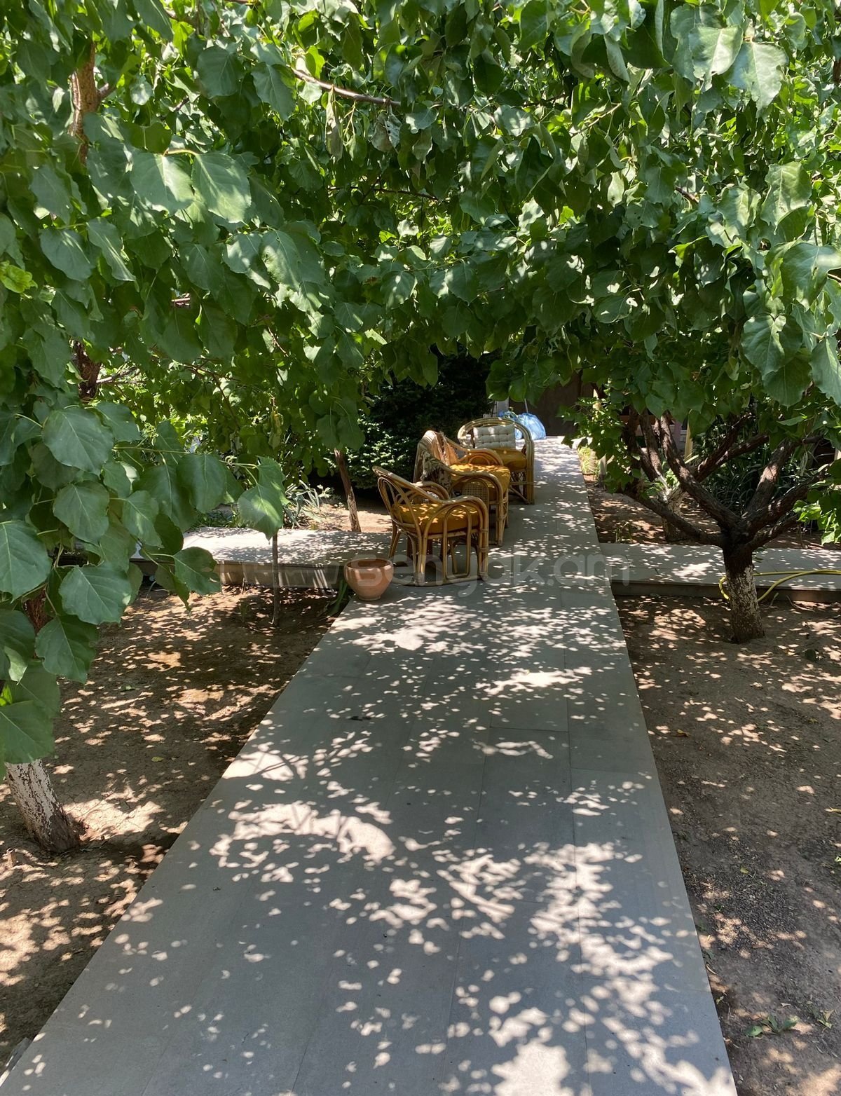 5 Սենյականոց Շքեղ Առանձնատուն, 200քմ, Կահավորված, Լողավազանով, Ավտոտնակով