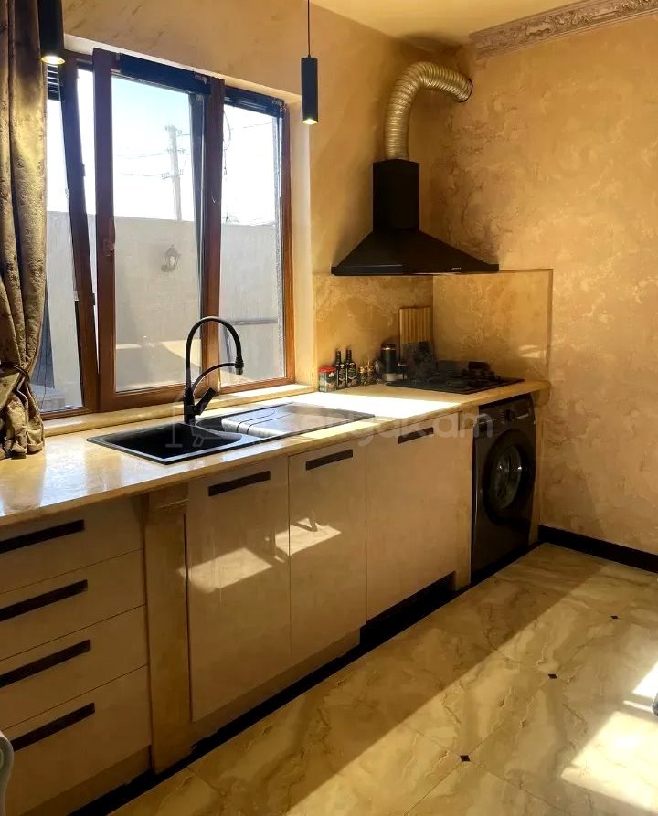 3 Սենյականոց Սեփական Տուն, 130քմ, Կապիտալ Վերանորոգված, Ավտոտնակով