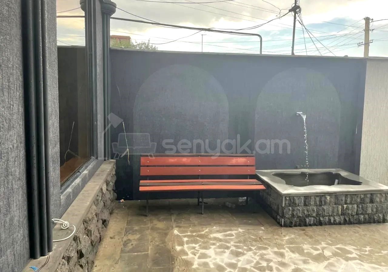 3 Սենյականոց Սեփական Տուն, 130քմ, Կապիտալ Վերանորոգված, Ավտոտնակով