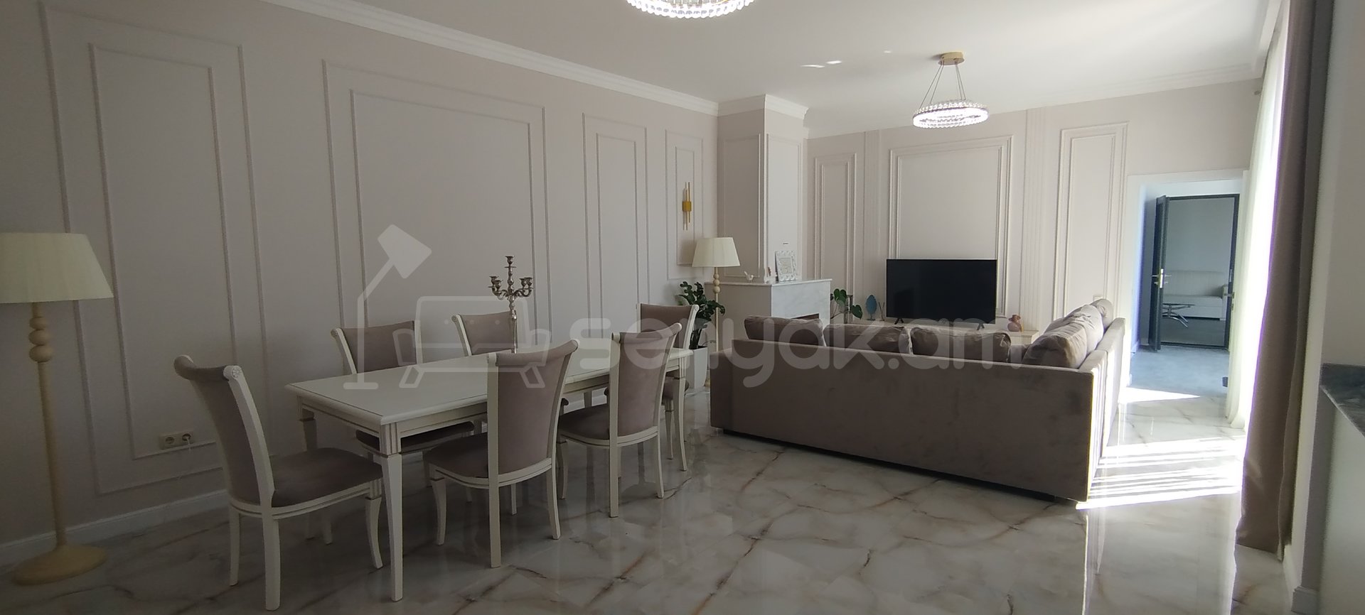 6 Սենյականոց Նորակառույց Շքեղ Առանձնատուն, 200քմ, Կահավորված, Լողավազանով, Ավտոտնակով