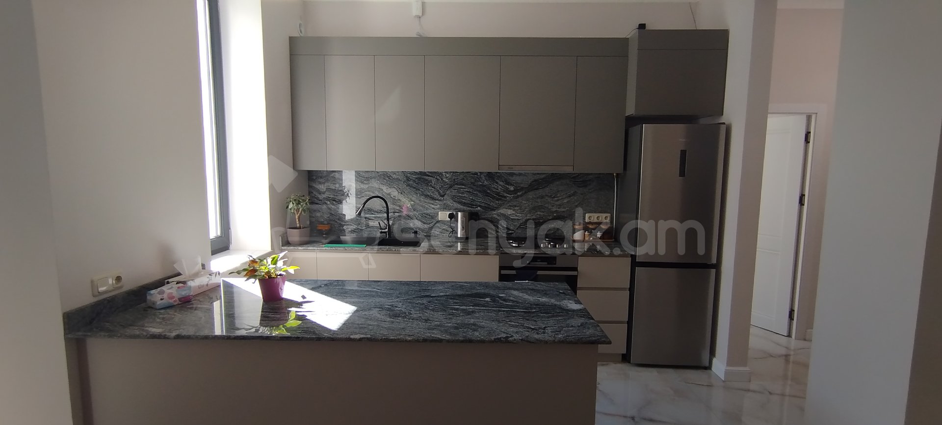 6 Սենյականոց Նորակառույց Շքեղ Առանձնատուն, 200քմ, Կահավորված, Լողավազանով, Ավտոտնակով