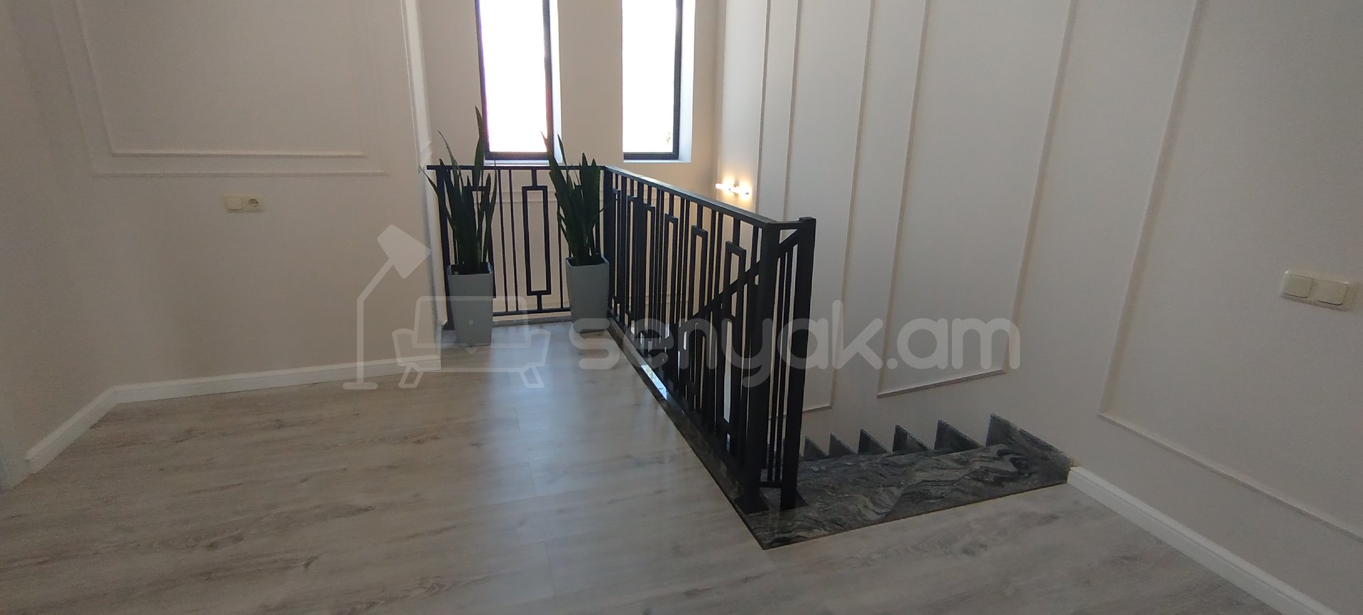 6 Սենյականոց Նորակառույց Շքեղ Առանձնատուն, 200քմ, Կահավորված, Լողավազանով, Ավտոտնակով