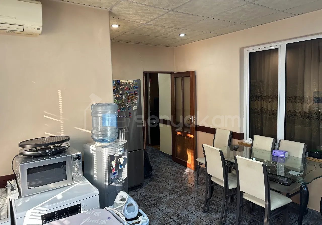 5 Սենյականոց Սեփական Տուն, 195քմ, Կապիտալ Վերանորոգված