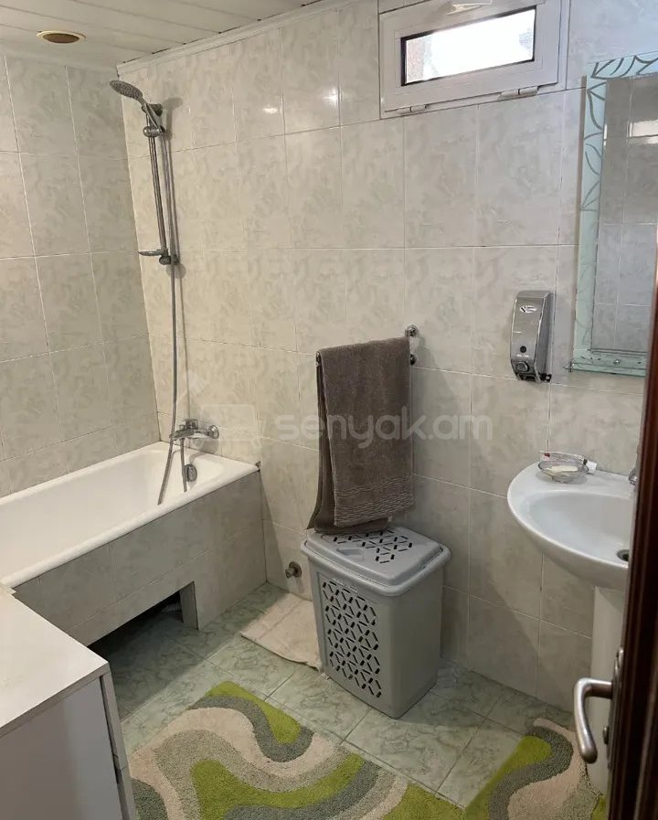 5 Սենյականոց Սեփական Տուն, 195քմ, Կապիտալ Վերանորոգված