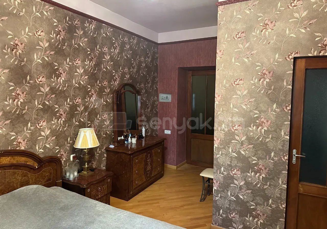 5 Սենյականոց Սեփական Տուն, 195քմ, Կապիտալ Վերանորոգված