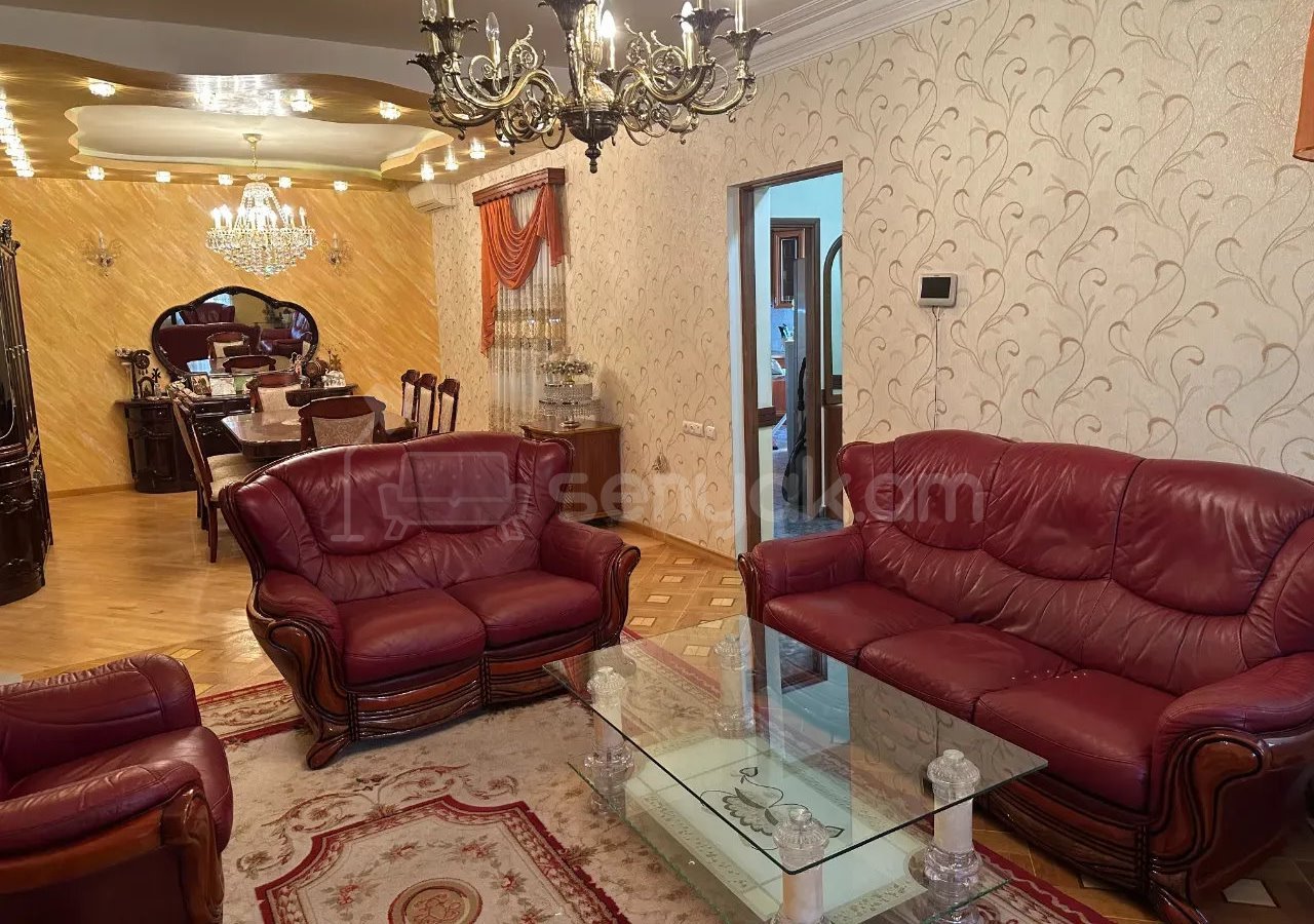 5 Սենյականոց Սեփական Տուն, 195քմ, Կապիտալ Վերանորոգված