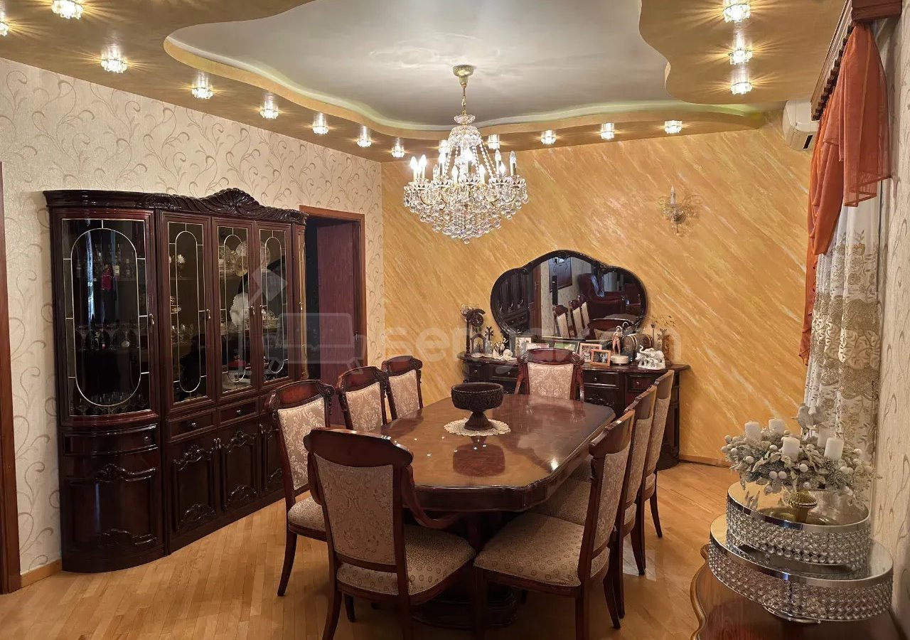 5 Սենյականոց Սեփական Տուն, 195քմ, Կապիտալ Վերանորոգված