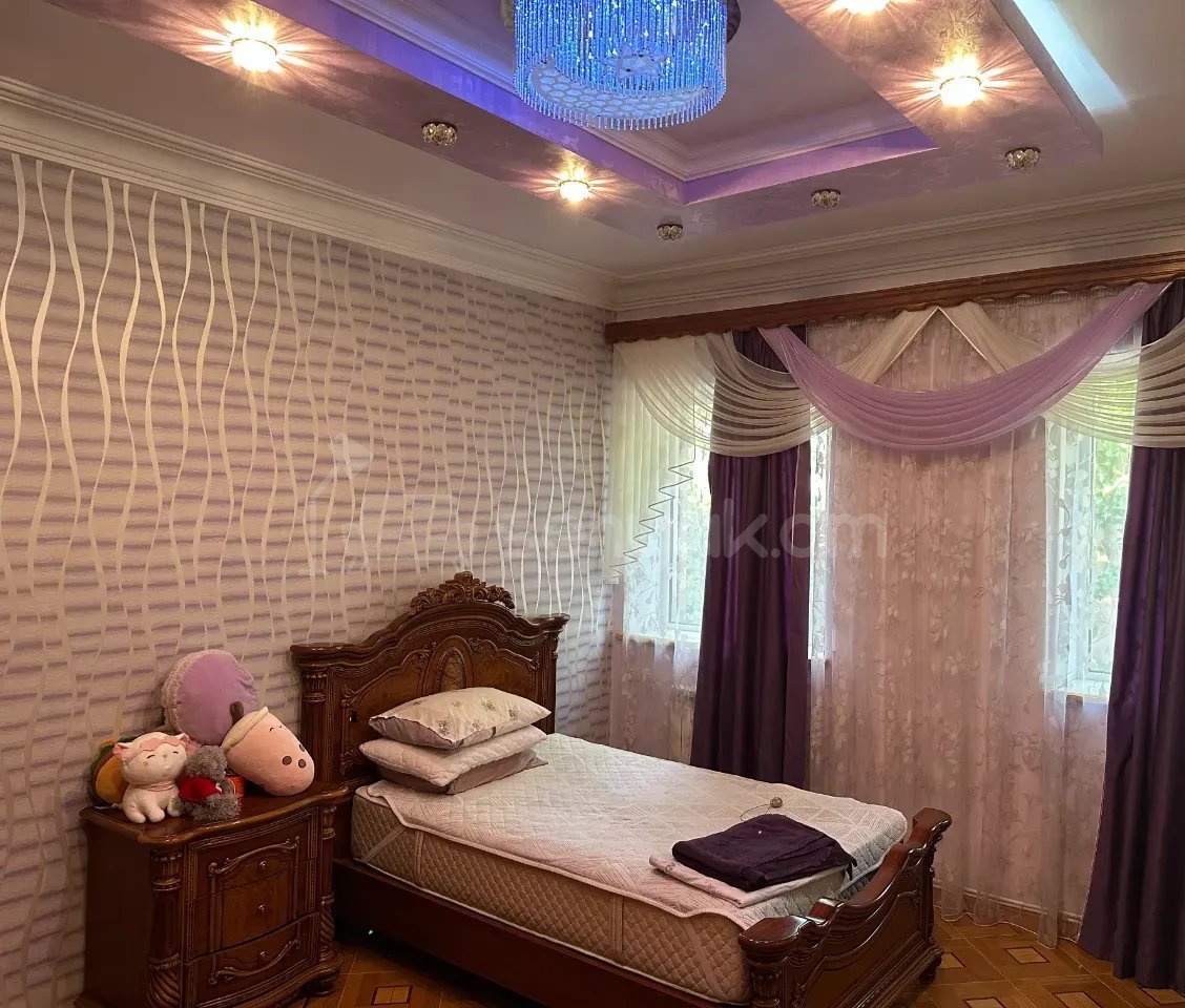 5 Սենյականոց Սեփական Տուն, 195քմ, Կապիտալ Վերանորոգված