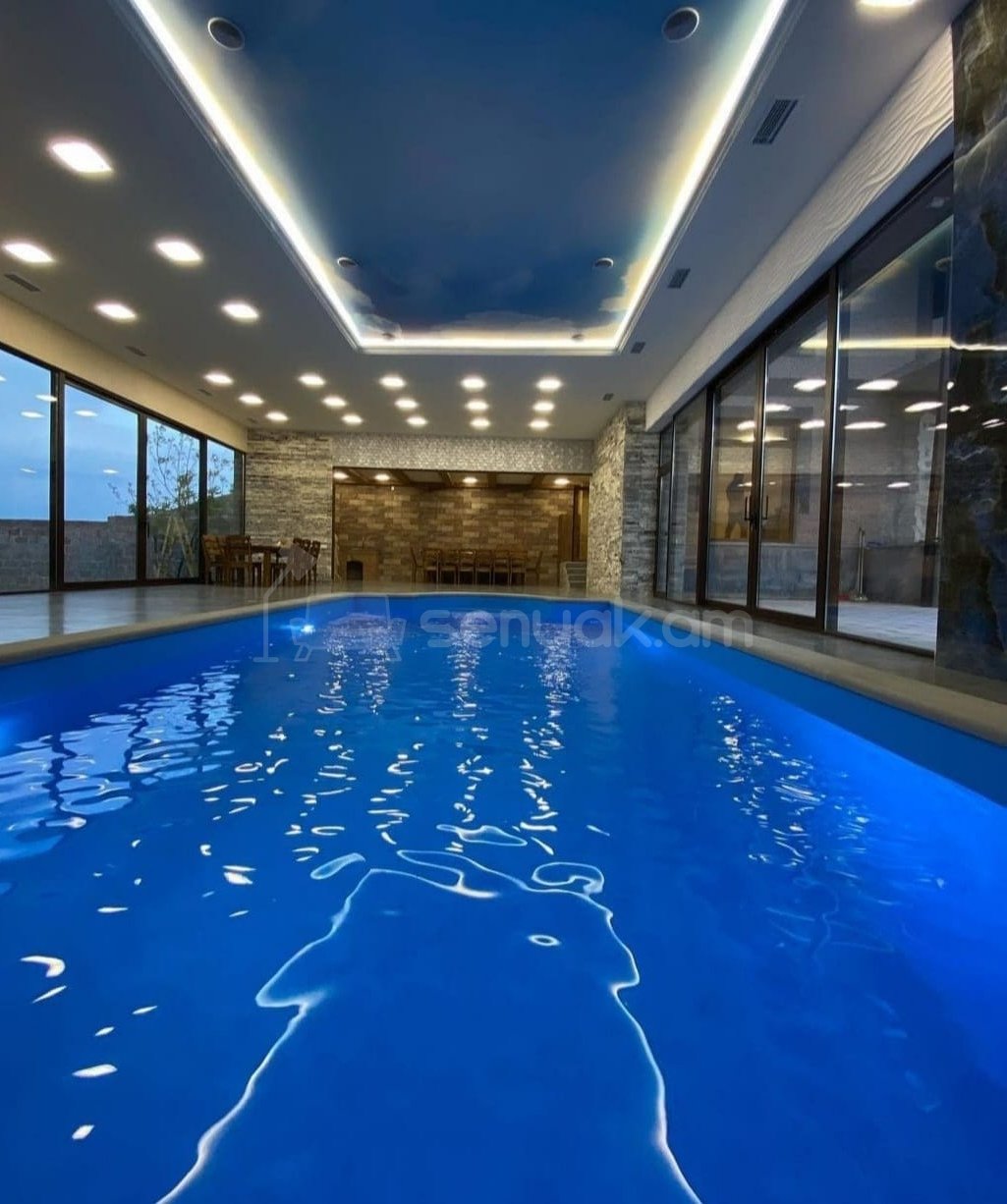 2 Սենյականոց Նորակառույց Շքեղ Առանձնատուն, 200քմ, Լողավազանով
