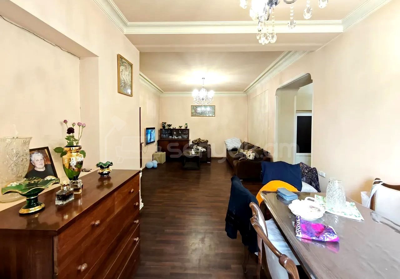 6 Սենյականոց Սեփական Տուն, 185քմ, Կապիտալ Վերանորոգված