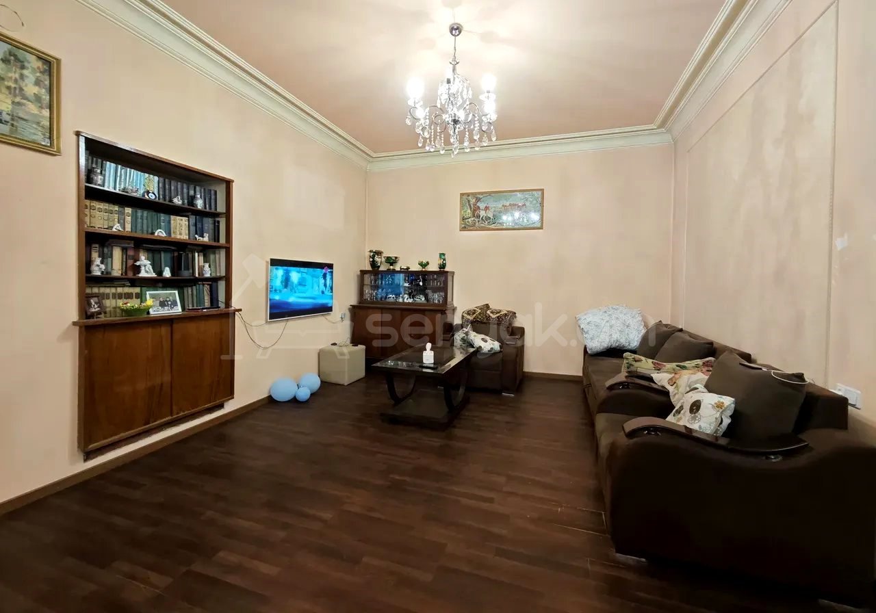 6 Սենյականոց Սեփական Տուն, 185քմ, Կապիտալ Վերանորոգված