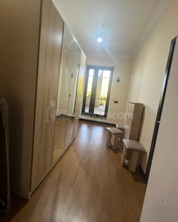 4 Սենյականոց Սեփական Տուն, 170քմ, Կապիտալ Վերանորոգված, Ավտոտնակով