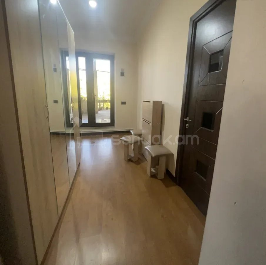 4 Սենյականոց Սեփական Տուն, 170քմ, Կապիտալ Վերանորոգված, Ավտոտնակով