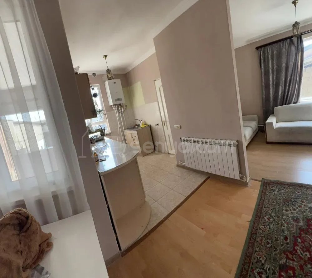 8 Սենյականոց Սեփական Տուն, 370քմ, Կապիտալ Վերանորոգված, Ավտոտնակով