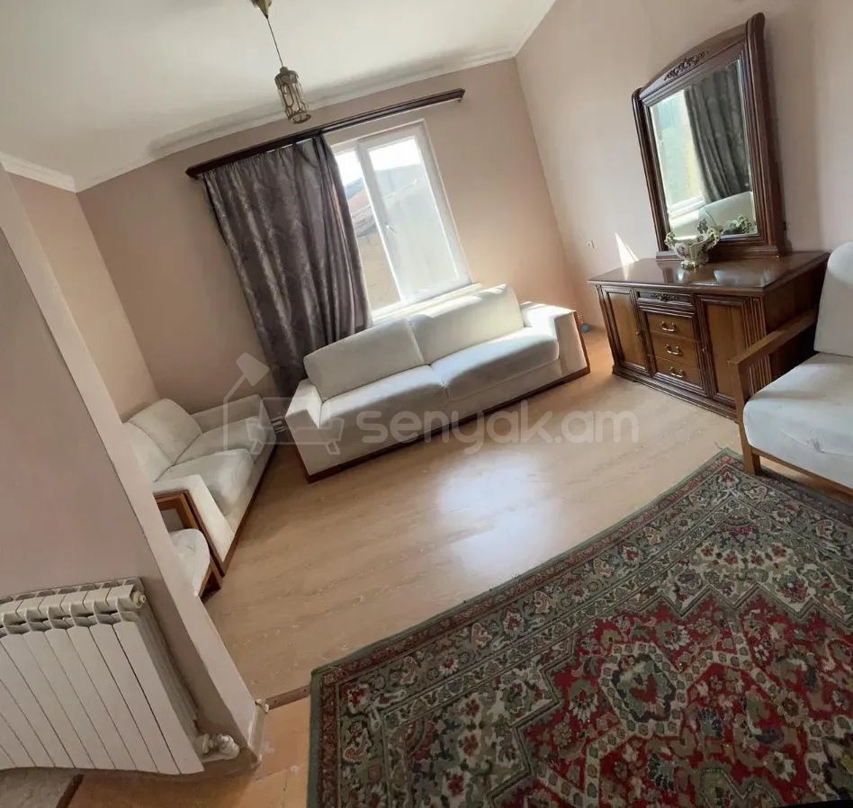 8 Սենյականոց Սեփական Տուն, 370քմ, Կապիտալ Վերանորոգված, Ավտոտնակով