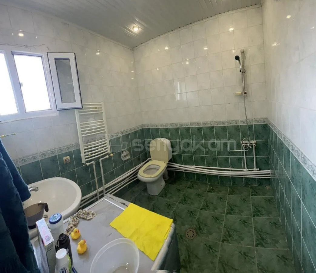 8 Սենյականոց Սեփական Տուն, 370քմ, Կապիտալ Վերանորոգված, Ավտոտնակով