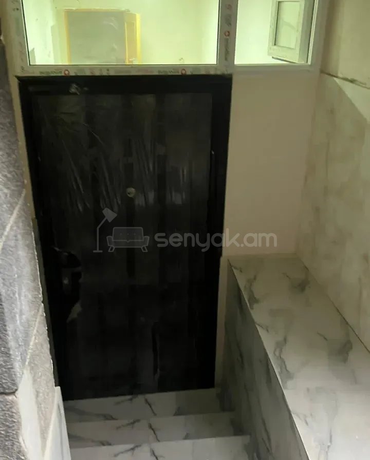 8 Սենյականոց Սեփական Տուն, 370քմ, Կապիտալ Վերանորոգված, Ավտոտնակով