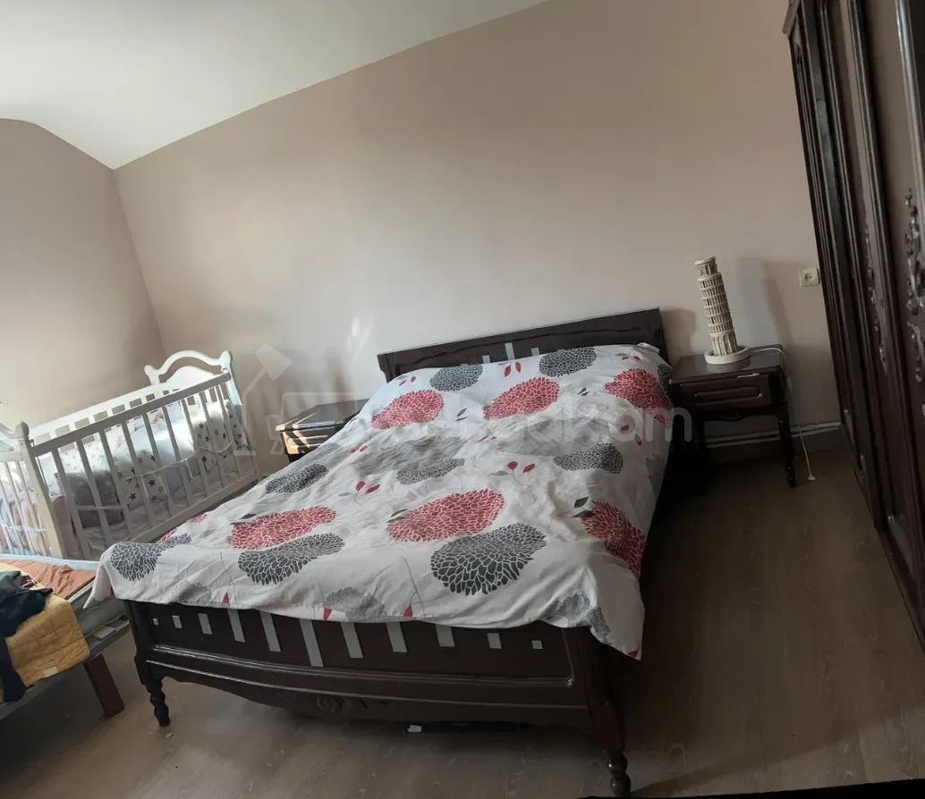 8 Սենյականոց Սեփական Տուն, 370քմ, Կապիտալ Վերանորոգված, Ավտոտնակով