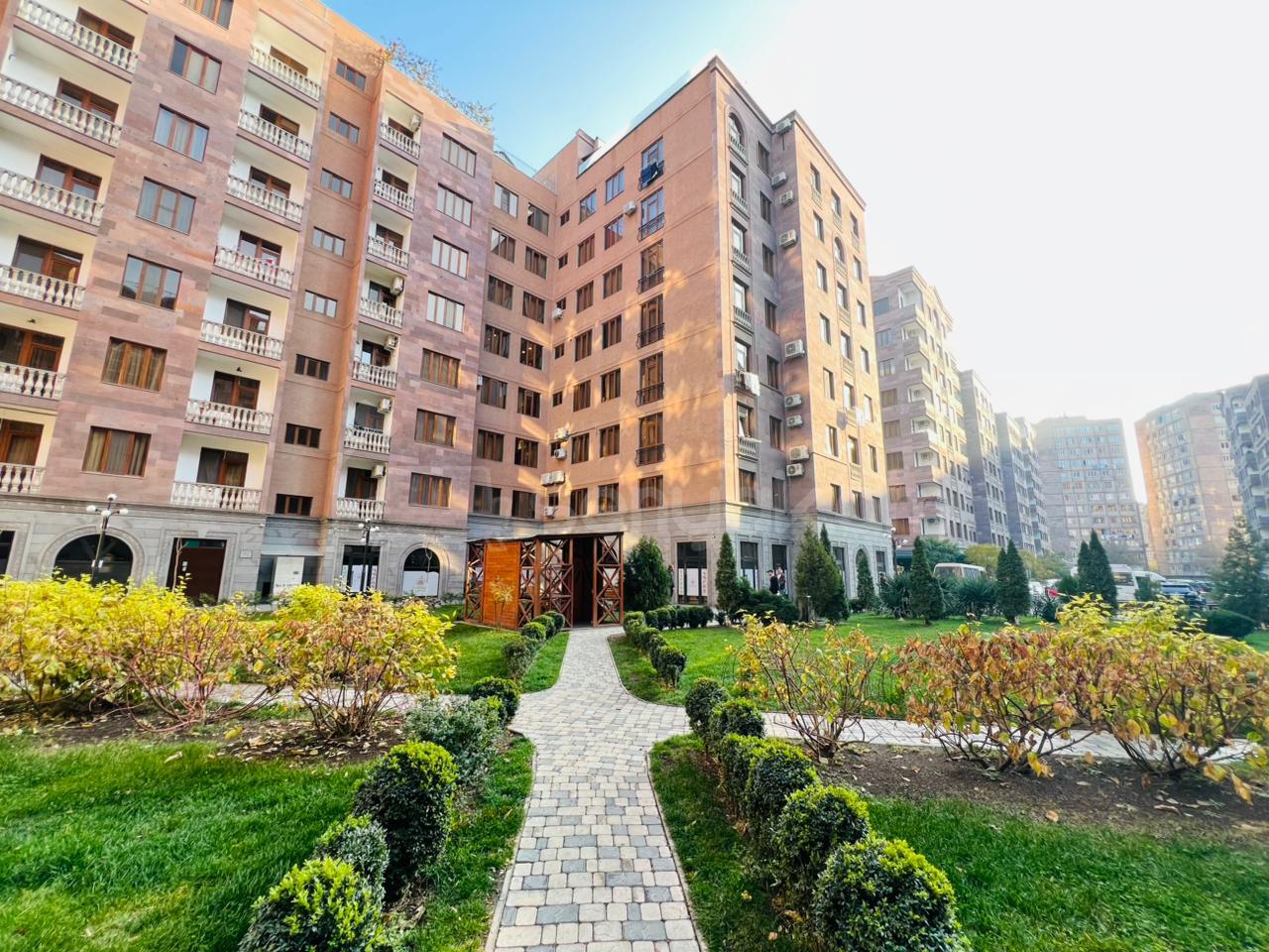 3 Սենյականոց Բնակարան Նորակառույցում, 88քմ, 5/8 հարկ, Կապիտալ Վերանորոգված, Կահավորված