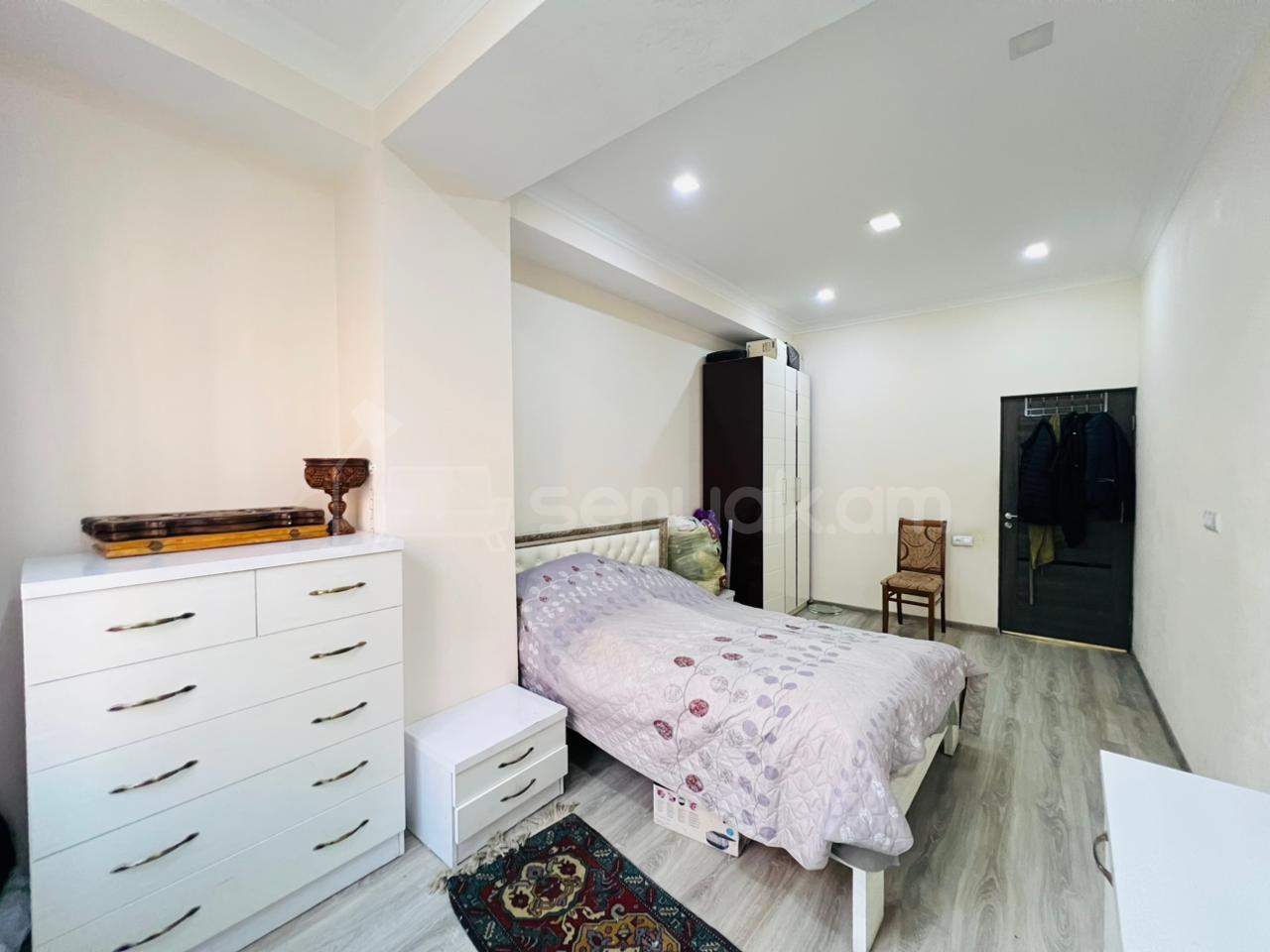 3 Սենյականոց Բնակարան Նորակառույցում, 88քմ, 5/8 հարկ, Կապիտալ Վերանորոգված, Կահավորված