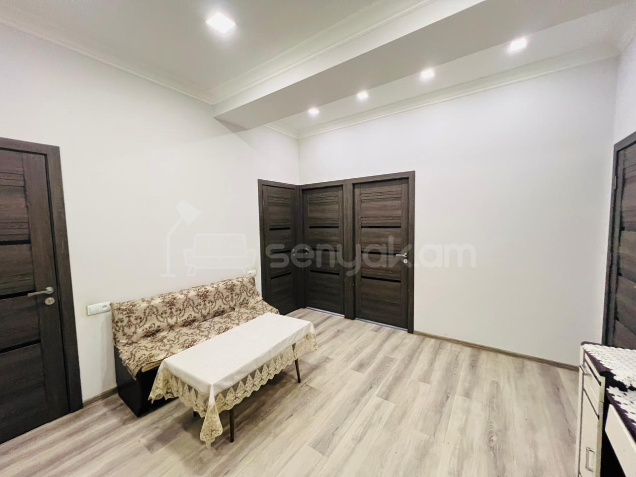 3 Սենյականոց Բնակարան Նորակառույցում, 88քմ, 5/8 հարկ, Կապիտալ Վերանորոգված, Կահավորված