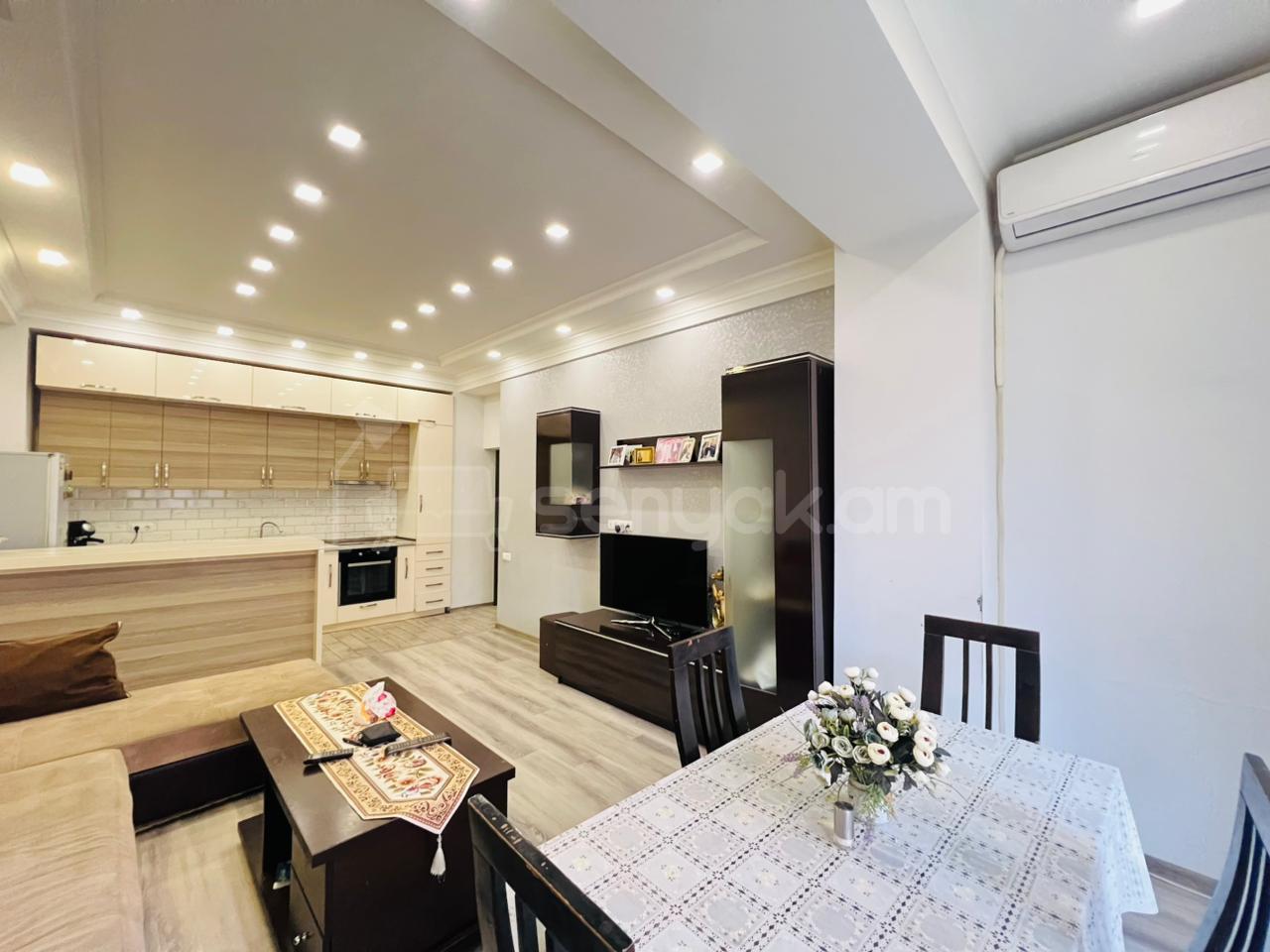 3 Սենյականոց Բնակարան Նորակառույցում, 88քմ, 5/8 հարկ, Կապիտալ Վերանորոգված, Կահավորված