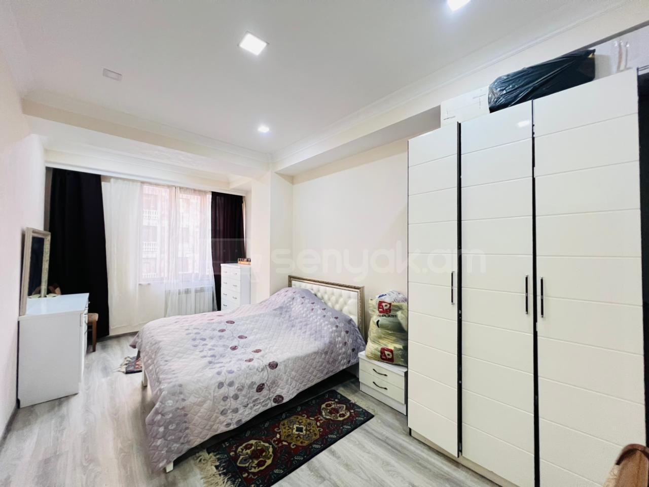 3 Սենյականոց Բնակարան Նորակառույցում, 88քմ, 5/8 հարկ, Կապիտալ Վերանորոգված, Կահավորված