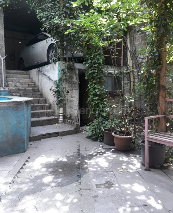 6 Սենյականոց Սեփական Տուն, 290քմ, Կապիտալ Վերանորոգված, Ավտոտնակով