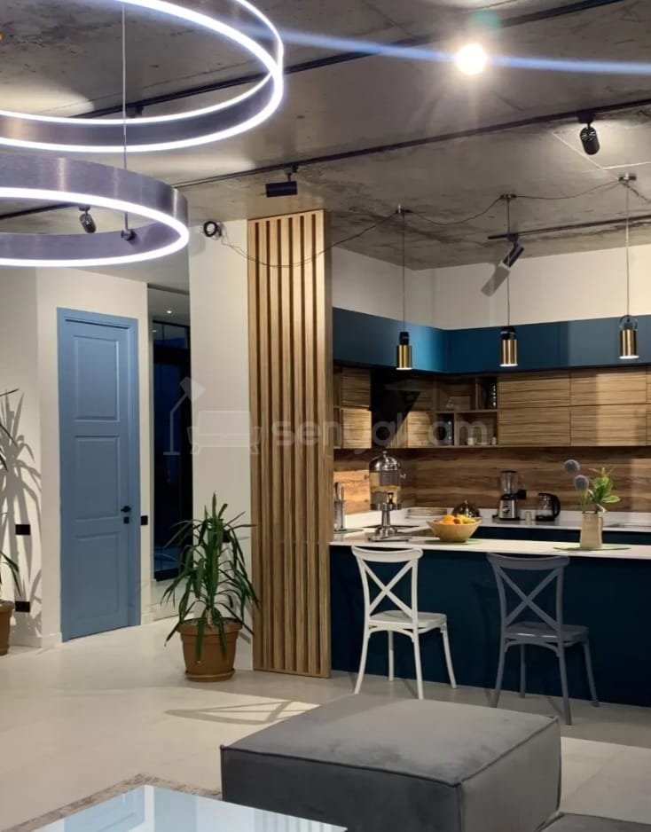 5 Սենյականոց Շքեղ Առանձնատուն, 200քմ, Լողավազանով